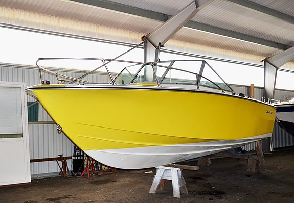 Chris Craft Lancer 23