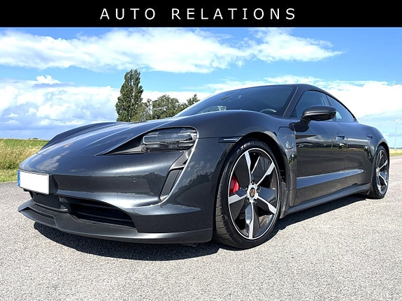 Porsche Taycan 4S 2 of 5