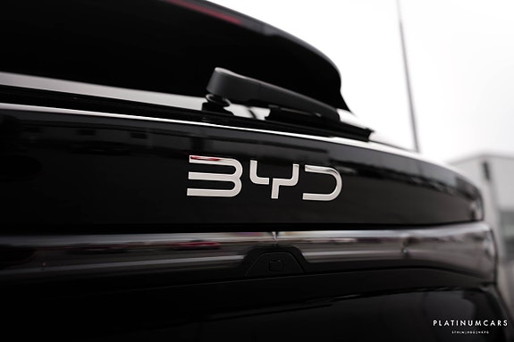 BYD Seal 24 of 26
