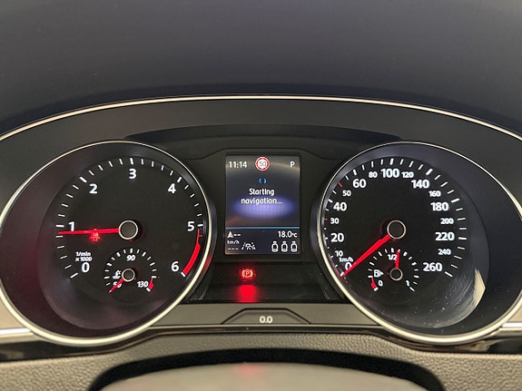 Volkswagen Passat 13 of 25