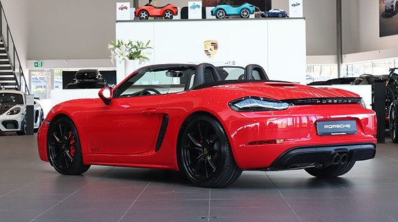 Porsche 718 Boxster GTS 3 of 5