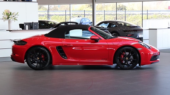 Porsche 718 Boxster GTS 5 of 5