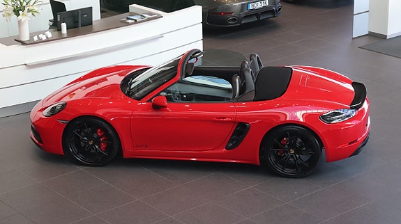 Porsche 718 Boxster GTS 10 of 16