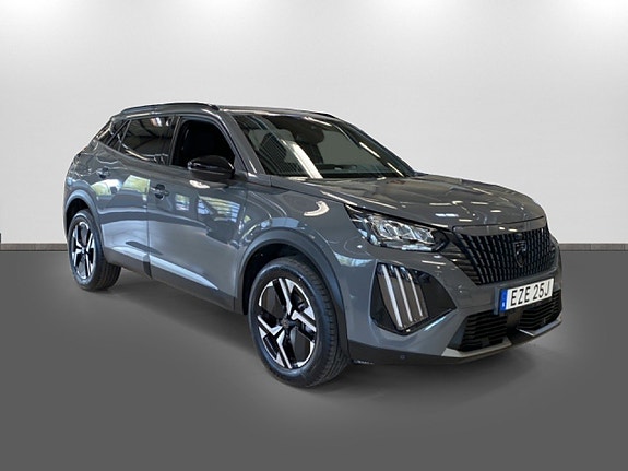 Peugeot 2008 3 of 5