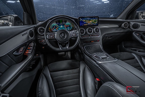 Mercedes-Benz GLC300 de 10 of 20