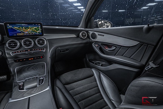 Mercedes-Benz GLC300 de 16 of 20