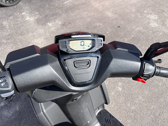 Peugeot Speedfight 4 4-takt €5 PLUS Mad Black 7 of 7