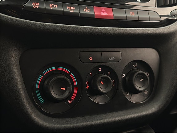 Fiat Doblo 21 of 28