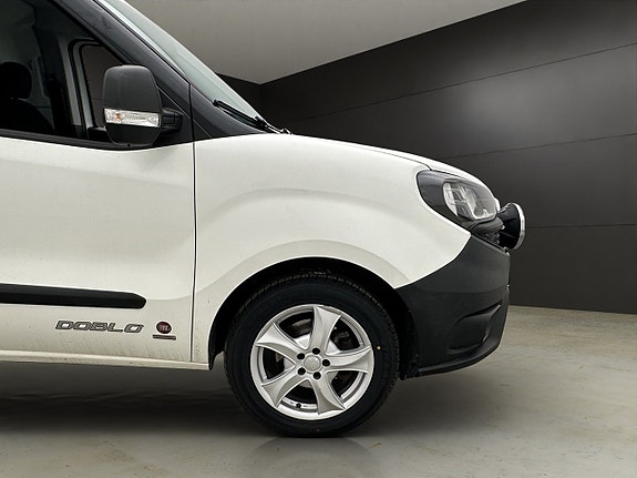Fiat Doblo 28 of 28