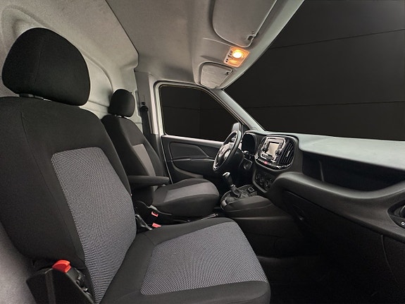 Fiat Doblo 23 of 28