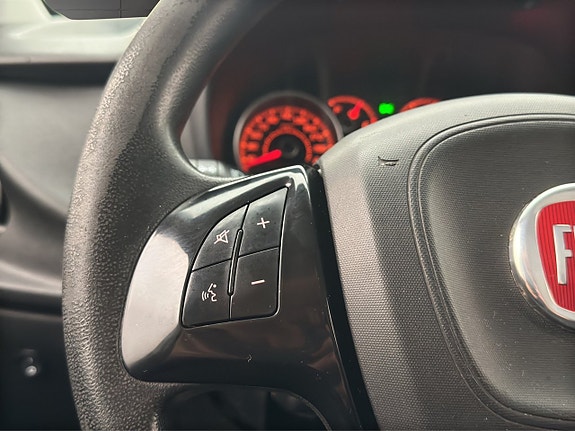 Fiat Doblo 17 of 28
