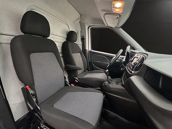 Fiat Doblo 22 of 28