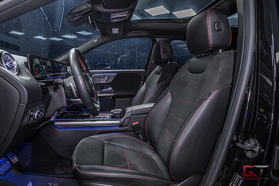 Mercedes-Benz GLA220 d 15 of 22