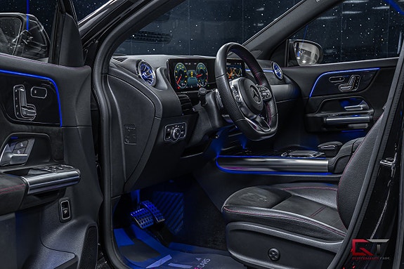 Mercedes-Benz GLA220 d 9 of 22