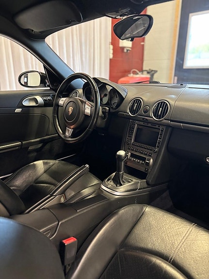 Porsche Cayman S 11 of 15