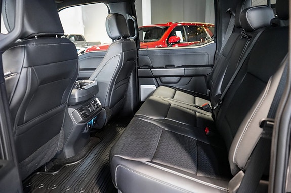 Ford F-150 21 of 30