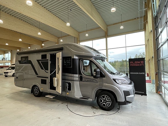 Adria Matrix Supreme 670 DC /ALDE/Automat 180hk/Solcell/Taksäng/Värmeväxlare