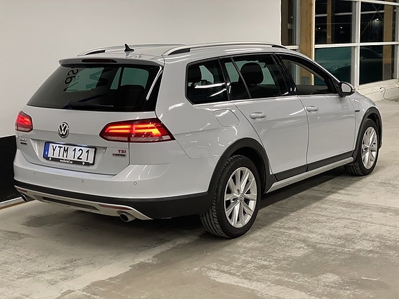 Volkswagen Golf I 7 of 24