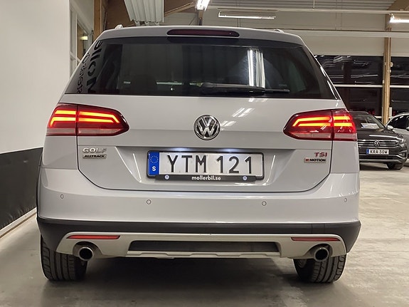 Volkswagen Golf I 8 of 24
