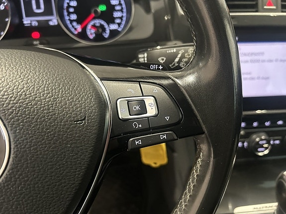 Volkswagen Golf I 17 of 24