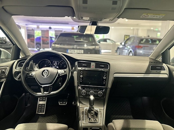 Volkswagen Golf I 11 of 24