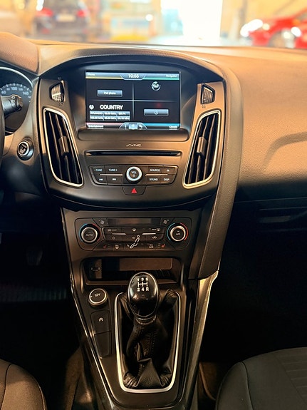 Ford Focus 12 of 12