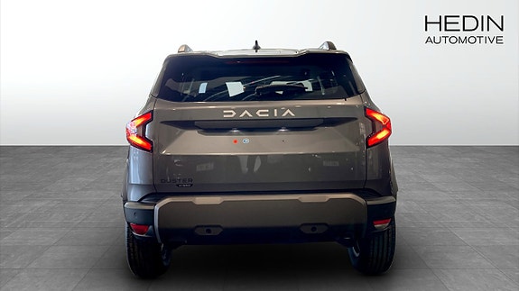 Dacia Duster 5 of 5