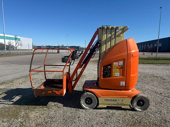 JLG Toucan 10 E 2 of 5