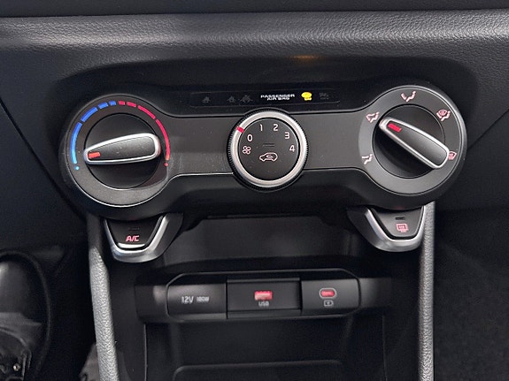 Kia Picanto 13 of 14