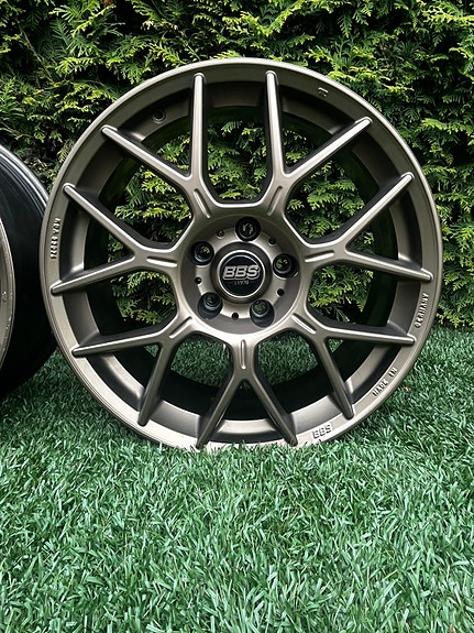 Product image 16 of 17