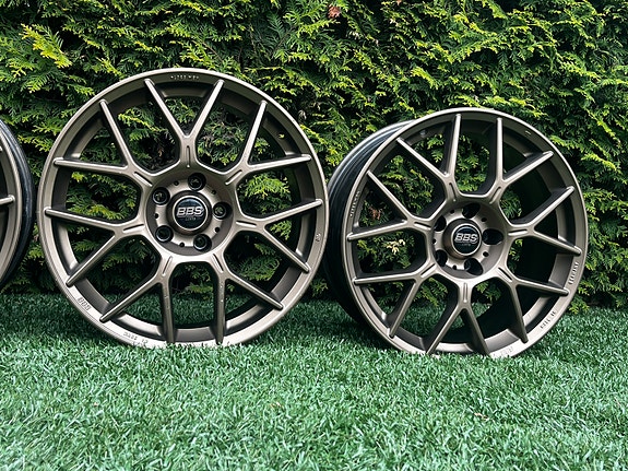 Product image 12 of 17