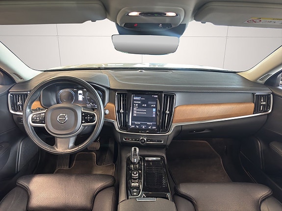 Volvo V90 11 of 25