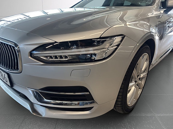 Volvo V90 22 of 25