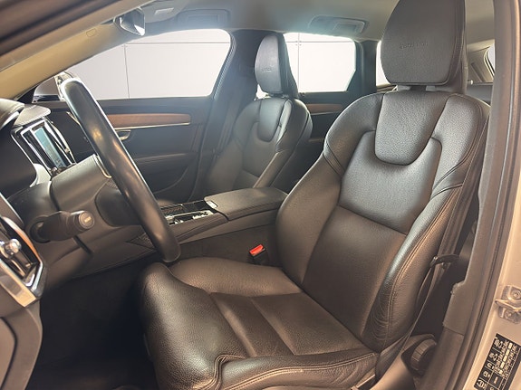 Volvo V90 9 of 25