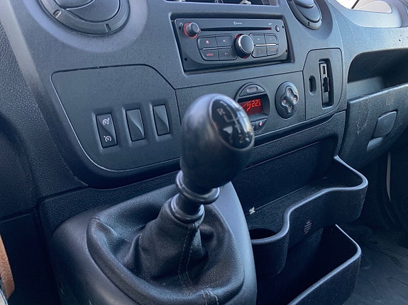 Renault Master 4 of 5