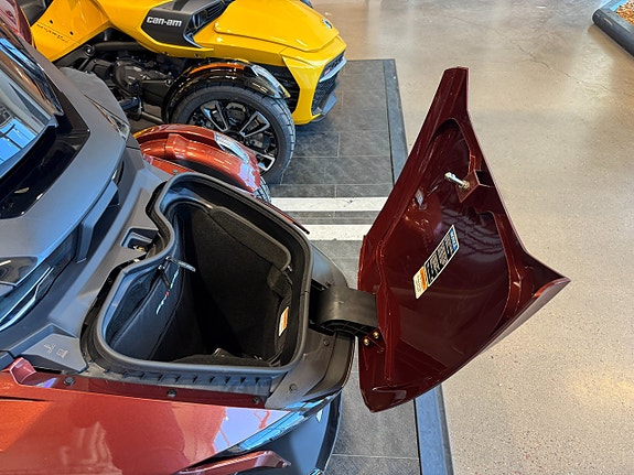 Can-Am Spyder RT Sea to Sky "Nyhet " 9 of 10