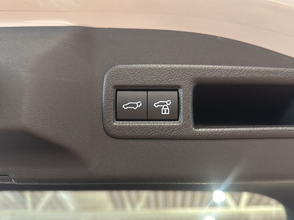 Subaru Solterra 21 of 27