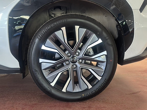 Subaru Solterra 17 of 27