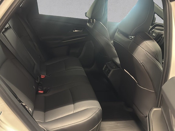 Subaru Solterra 13 of 27