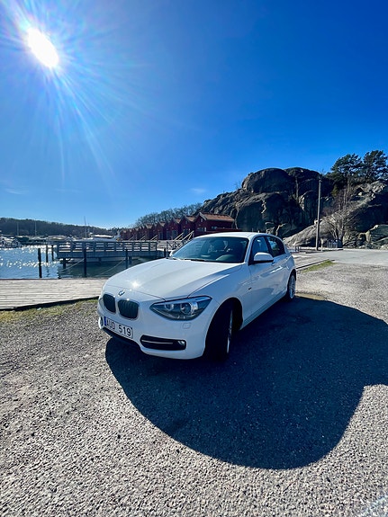 BMW 116d 3 of 9