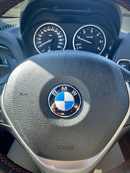 BMW 116d 6 of 9