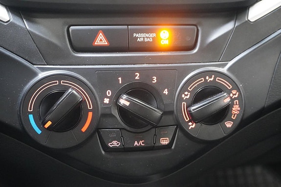 Suzuki Baleno 12 of 17