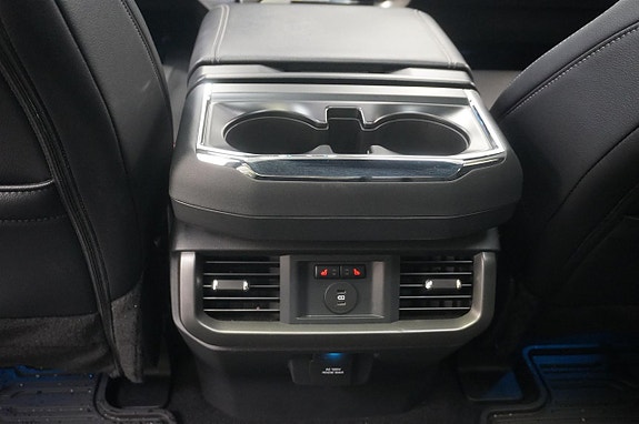 Ford F-150 8 of 28