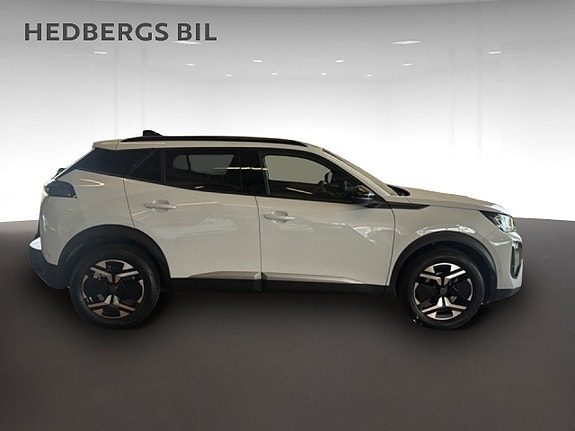Peugeot 2008 8 of 16