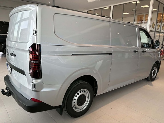Volkswagen Transporter 6 of 15