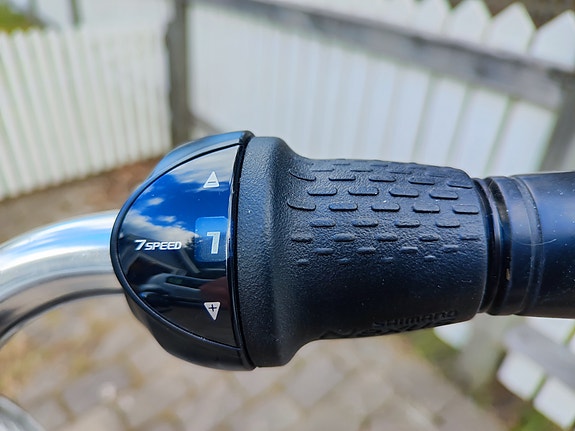 Product image 3 of 7