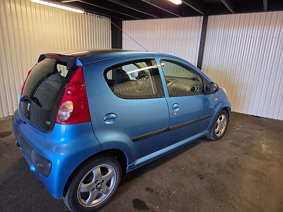 Peugeot 107 3 of 5