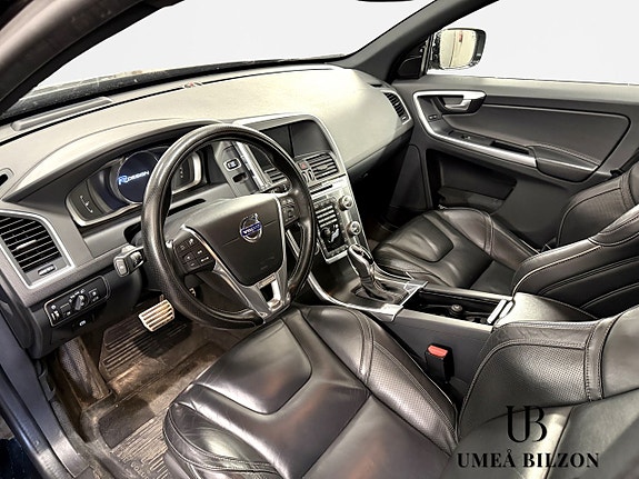Volvo XC60 6 of 11