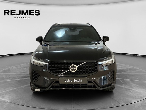 Volvo XC60 9 of 16