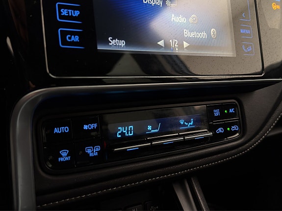 Toyota Auris 21 of 29
